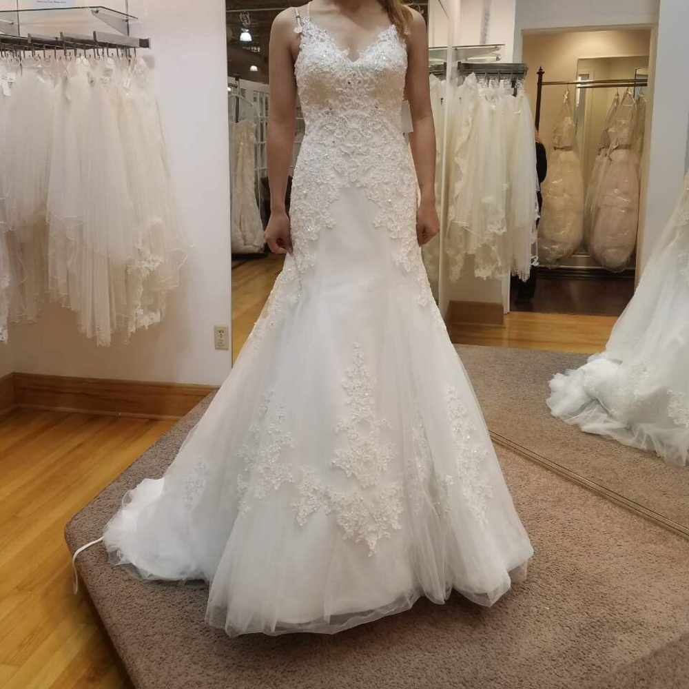 Wedding dress